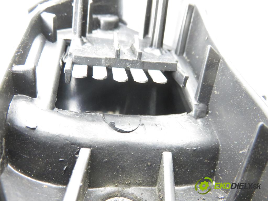 OPEL CORSA C (X01) HB 2004 51,00 1.3 CDTI - Z 13 DT 1248,00 Svetlo ľavé zadné 24457235