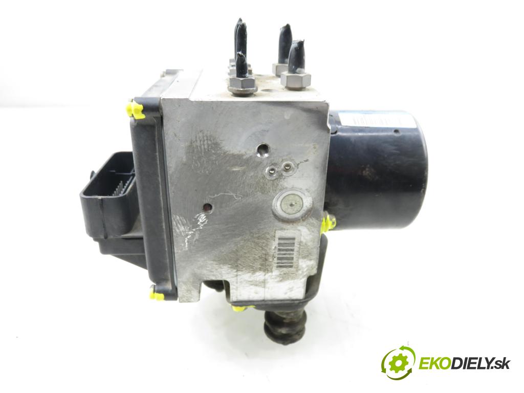 VW PASSAT B6 (3C2) SEDAN 2005 110,00 2.0 FSI - BLR 1984,00 Pumpa ABS 3C0614095N ; 15594302 (Pumpa ABS)