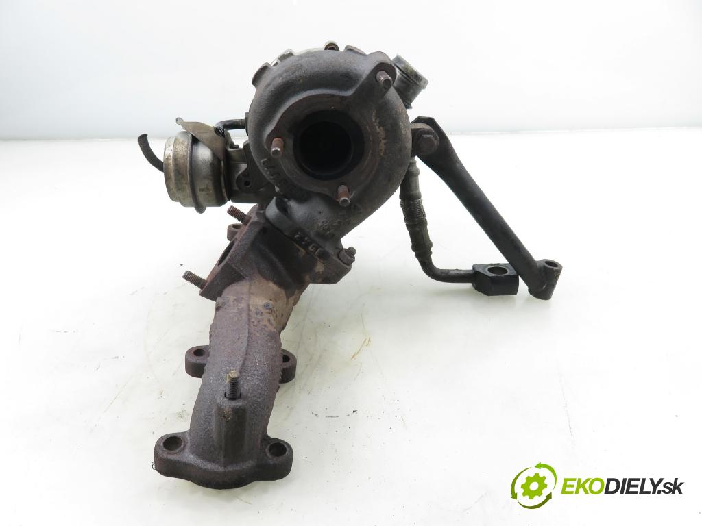 VW PASSAT B5 (3B2) SEDAN 1998 66,00 1.9 TDI 90 - AHU 1896,00 RYCHLONABÍJEČKA: 028145702N (Kompletní turbodmychadlo)