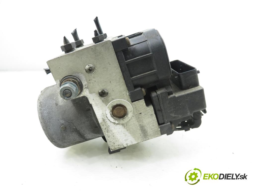 VW PASSAT B5 (3B2) SEDAN 1998 66,00 1.9 TDI 90 - AHU 1896,00 Pumpa ABS 0273004281 (Pumpa ABS)