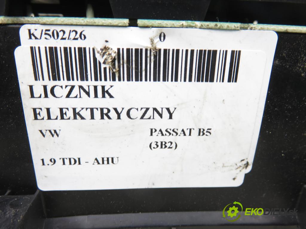 VW PASSAT B5 (3B2) SEDAN 1998 66,00 1.9 TDI 90 - AHU 1896,00 prístrojovka elektrický 3B0919861J