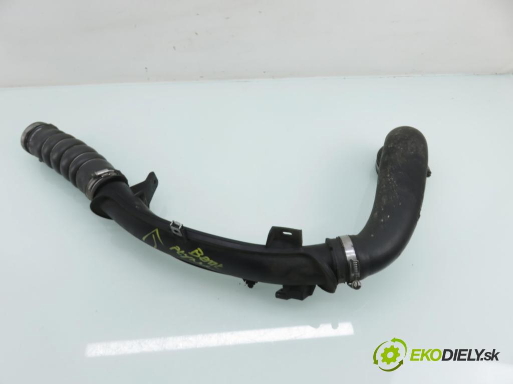 PEUGEOT 508 SW I (8E_) KOMBI 2011 115,00 1.6 THP - 5FV (EP6CDT) 1598,00 Rúra prívodu vzduchu 9680617780 ; 9656202480 ; 9684980180