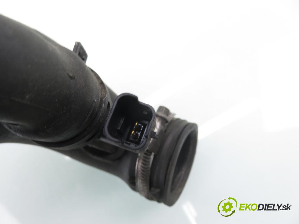 PEUGEOT 508 SW I (8E_) KOMBI 2011 115,00 1.6 THP - 5FV (EP6CDT) 1598,00 Rúra intercoolera turba V758368480 ; V759387880