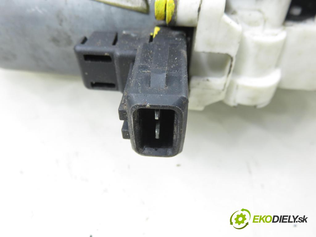 LAND ROVER FREELANDER (L314) SUV 1999 72,00 2.0 DI 4x4 - 20 T2N 1994,00 Mechanizmus okien 6H4059802B