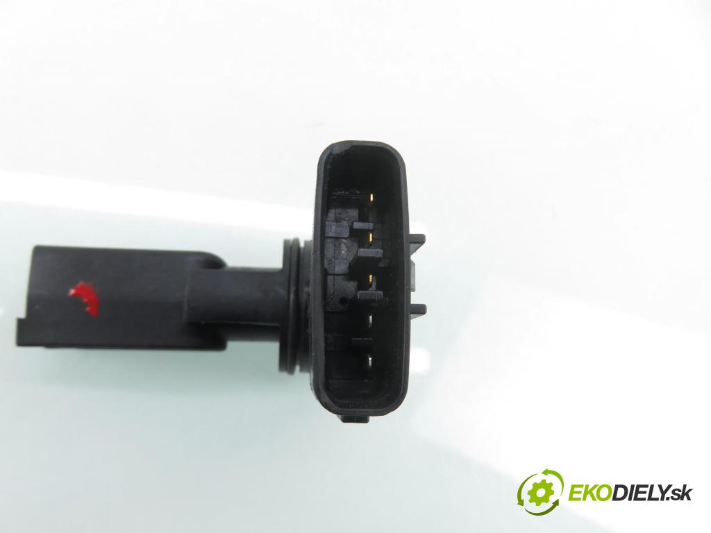 TOYOTA AVENSIS VERSO (_M2_) MINIVAN 2003 85,00 2.0 D (CLM20_) - 1CD-FTV 1995,00 váha vzduchu vzduchu DMA0219