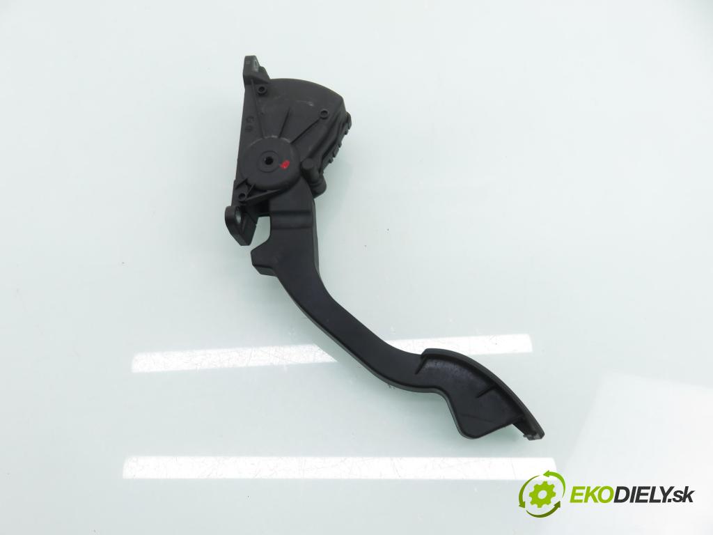 FORD FOCUS C-MAX (DM2) MINIVAN 2004 74,00 1.6 - HWDA 1596,00 potenciometr plynového pedálu 3M519F836AF ; 6PV0086411 (Potenciometr plynového pedálu)