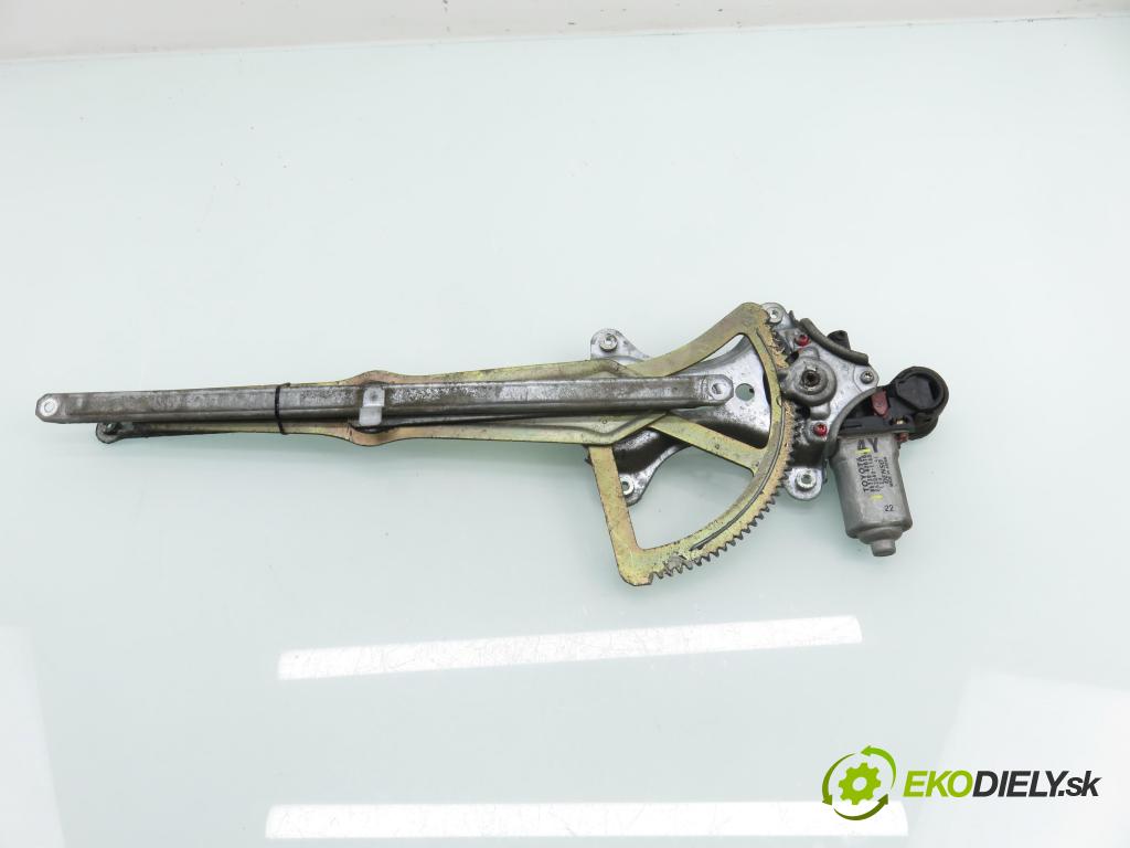 TOYOTA AVENSIS VERSO (_M2_) MINIVAN 2003 85,00 2.0 D (CLM20_) - 1CD-FTV 1995,00 Mechanizmus okien 8572042070 ; 0620401160