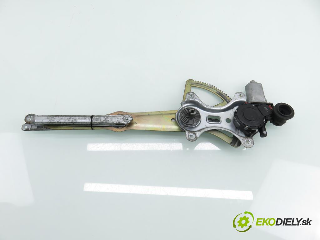 TOYOTA AVENSIS VERSO (_M2_) MINIVAN 2003 85,00 2.0 D (CLM20_) - 1CD-FTV 1995,00 Mechanizmus okien 8572042070 ; 0620401160