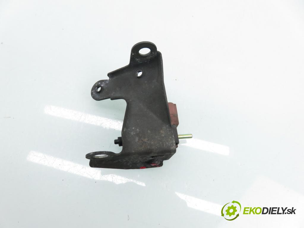 TOYOTA AVENSIS (_T22_) SEDAN 2000 81,00 2.0 D-4D (CDT220_) - 1CD-FTV 1995,00 ELEKTROVENTIL: VAKUUM: 2586027010 ; 1846004030