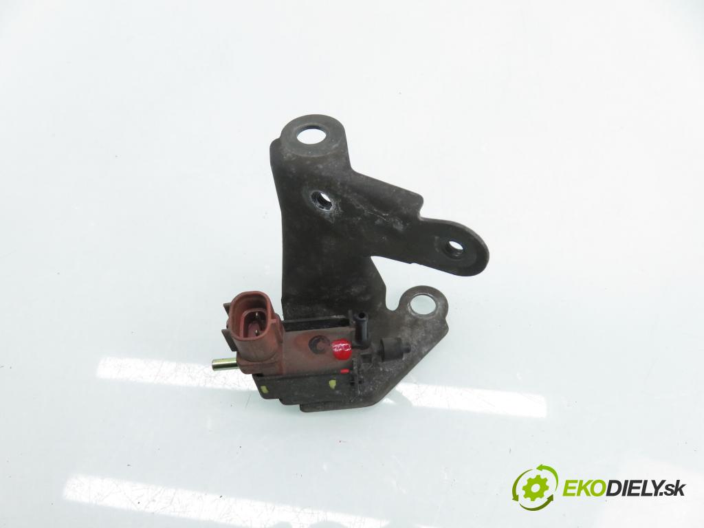 TOYOTA AVENSIS (_T22_) SEDAN 2000 81,00 2.0 D-4D (CDT220_) - 1CD-FTV 1995,00 ELEKTROVENTIL: VAKUUM: 2586027010 ; 1846004030