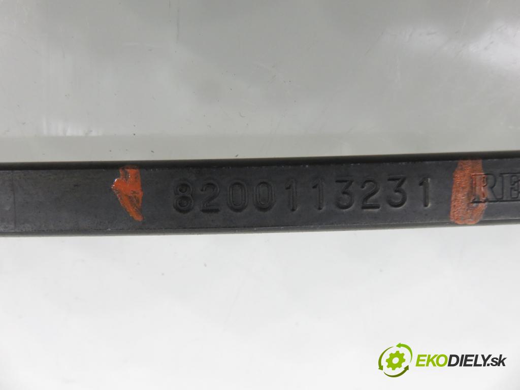 RENAULT SCENIC II (JM0/1_) MINIVAN 2003 88,00 1.9 dCi 120 - F9Q 812 1870,00 RAMENO: stierače PP 8200113231