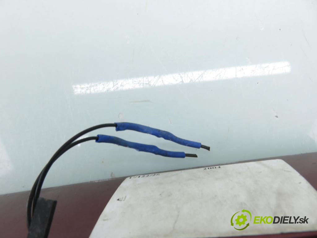 FORD FOCUS C-MAX (DM2) MINIVAN 2004 74,00 1.6 - HWDA 1596,00 Zadné čelo dverí kufor 3M51R43404BF