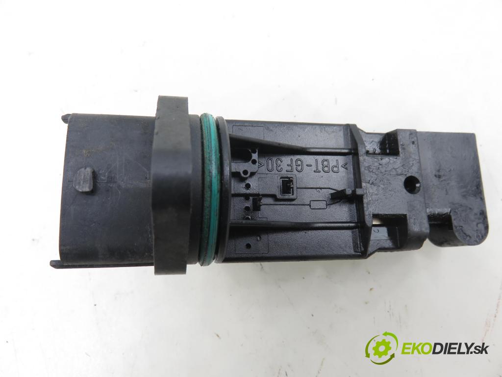 LAND ROVER FREELANDER (L314) SUV 1999 72,00 2.0 DI 4x4 - 20 T2N 1994,00 váha vzduchu vzduchu 0281002182 ; F00C2G2033