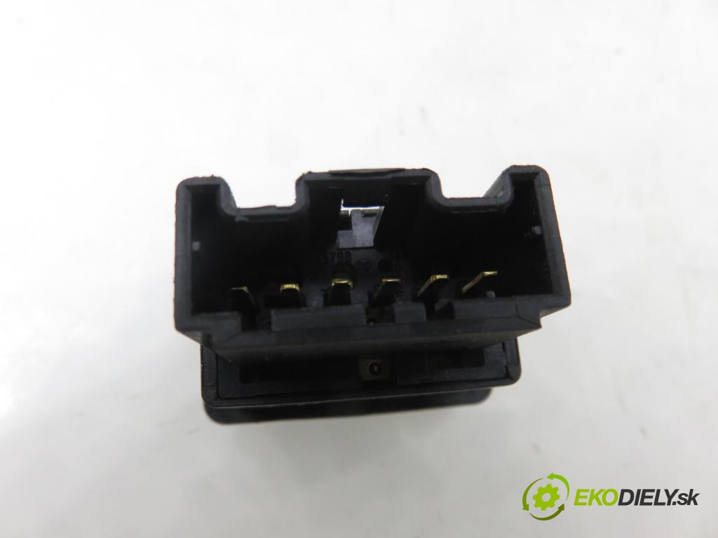 LAND ROVER FREELANDER (L314) SUV 1999 72,00 2.0 DI 4x4 - 20 T2N 1994,00 prepínač okien PP YUF101520LNF