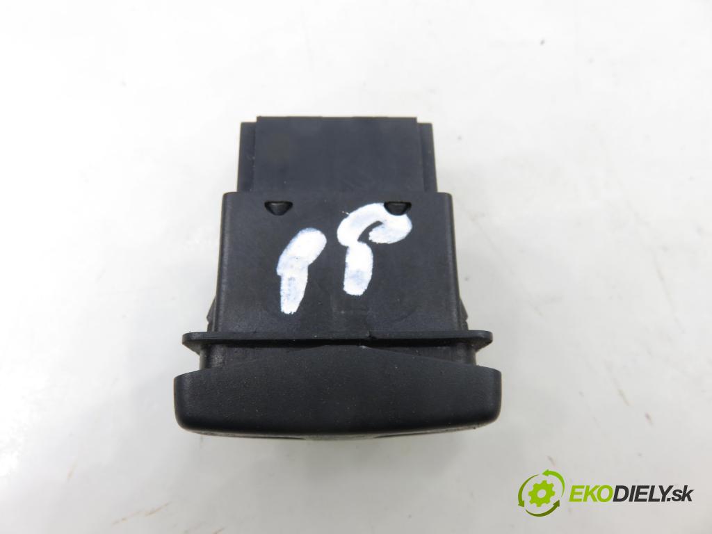 LAND ROVER FREELANDER (L314) SUV 1999 72,00 2.0 DI 4x4 - 20 T2N 1994,00 prepínač okien PP YUF101520LNF