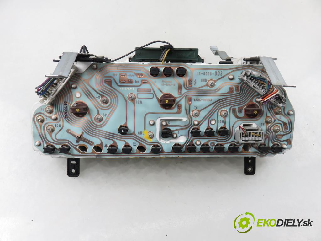 LAND ROVER FREELANDER (L314) SUV 1999 72,00 2.0 DI 4x4 - 20 T2N 1994,00 Prístrojovka elektrický LR0008004