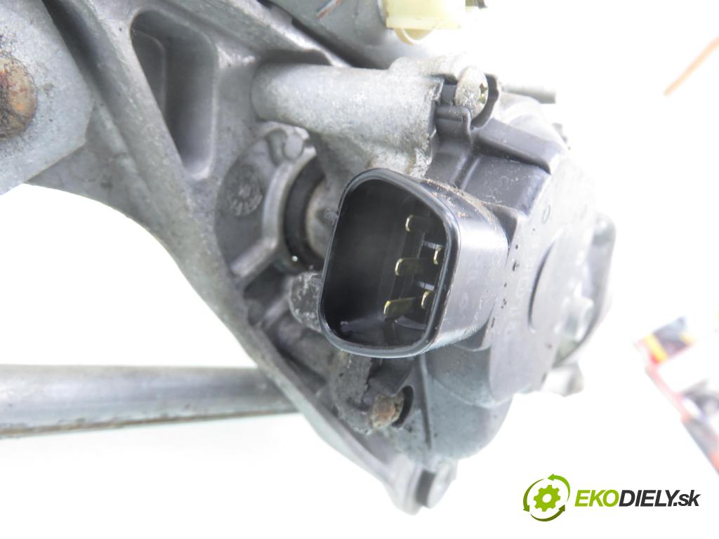 MAZDA 2 (DY) HB 2004 59,00 1.4 - FXJA 1388,00 Motorček stieračov