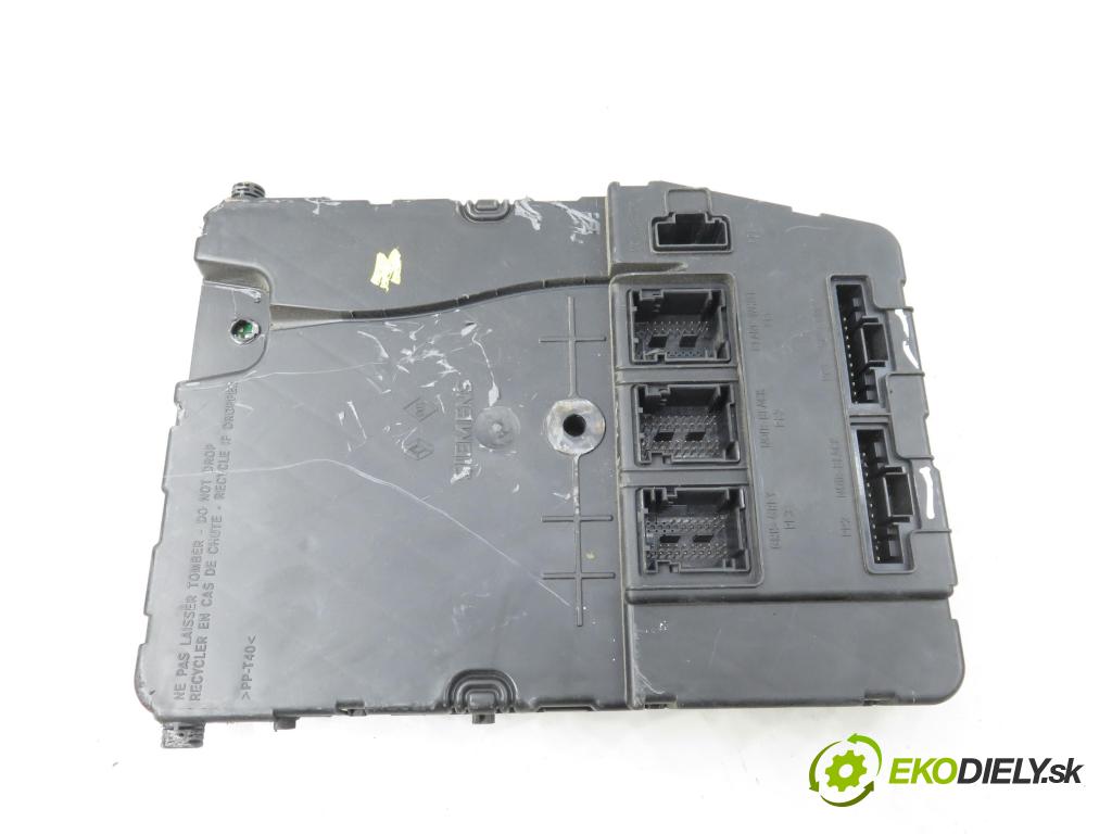 RENAULT SCENIC II (JM0/1_) MINIVAN 2003 88,00 1.9 dCi 120 - F9Q 812 1870,00 MODUL BSI 8200306435 ; S118400320C