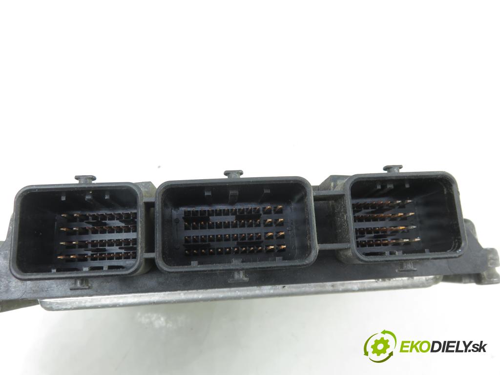 RENAULT SCENIC II (JM0/1_) MINIVAN 2003 88,00 1.9 dCi 120 - F9Q 812 1870,00 Riadiaca jednotka Motor 0281011390 ; 8200310863 ; 8200349846