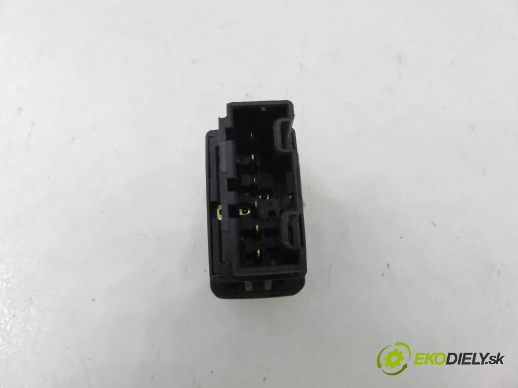 LAND ROVER FREELANDER (L314) SUV 1999 72,00 2.0 DI 4x4 - 20 T2N 1994,00 prepínač okien LP YUF101520LNF