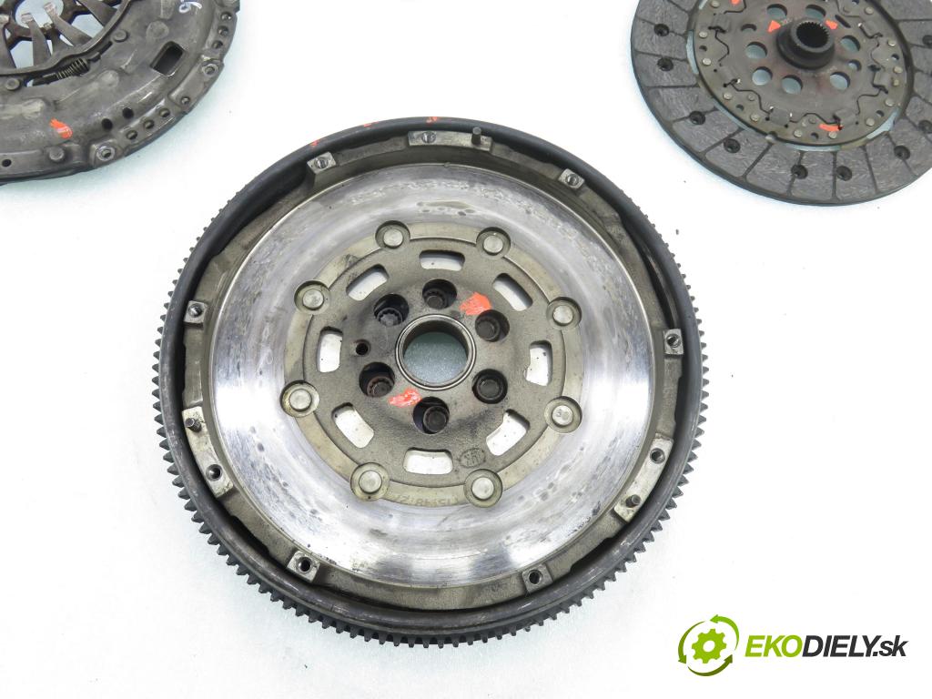 VW PASSAT B6 Variant (3C5) KOMBI 2005 77,00 1.9 TDI - BKC 1896,00 Koleso dvojvrstvové 123042610 ; 323064110