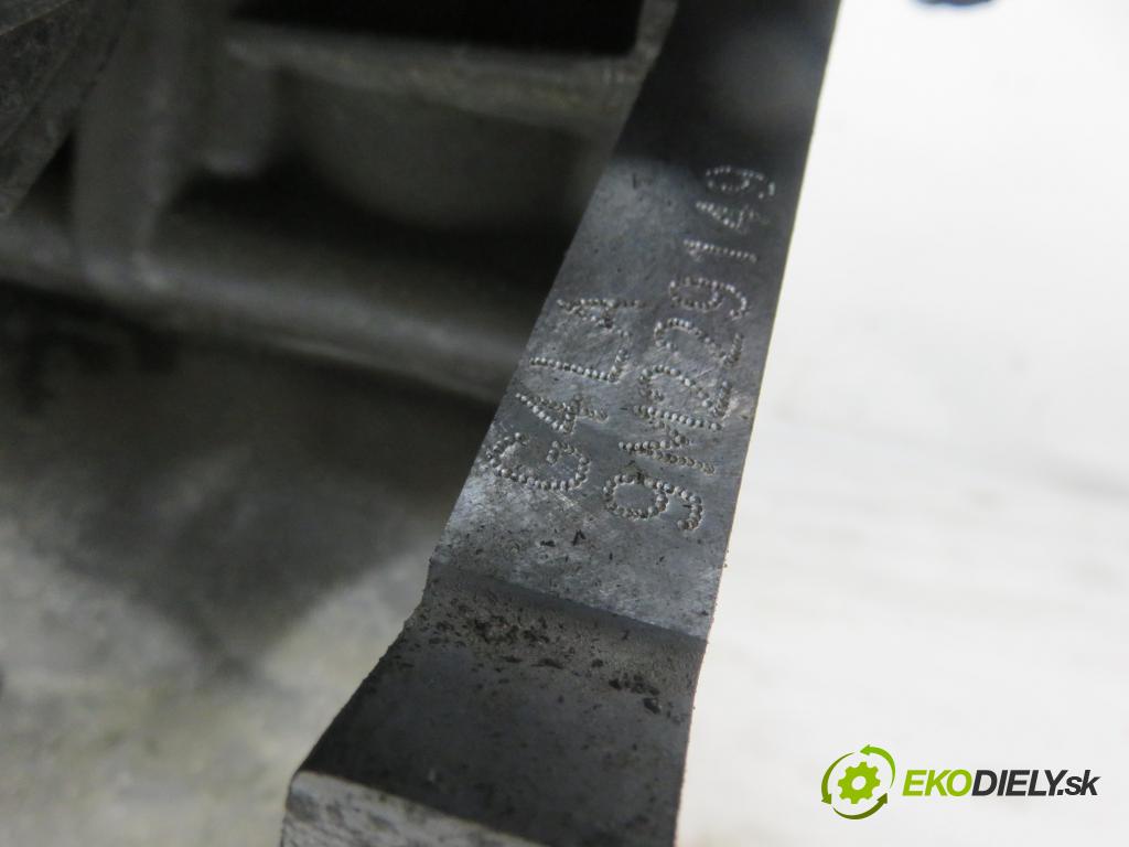 HYUNDAI i20 (PB, PBT) HB 2009 57,00 1.2 - G4LA 1248,00 Motor benz. G4LA