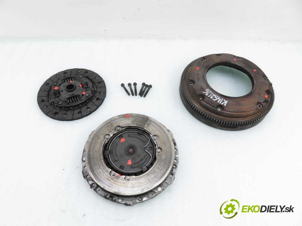 VW GOLF IV (1J1) HB 2003 55,00 1.4 16V - BCA 1390,00 Koleso zotrvačník 027105273D ; 320028610