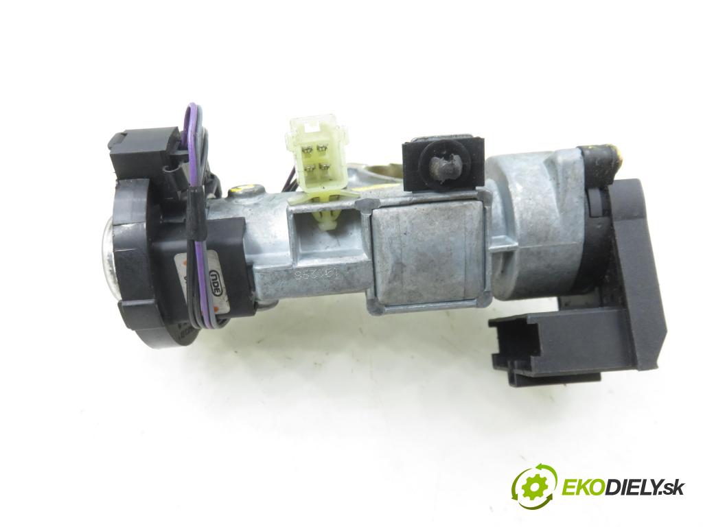 LAND ROVER FREELANDER (L314) SUV 1999 72,00 2.0 DI 4x4 - 20 T2N 1994,00 spínačka 53873175 (Spínací skříňka)