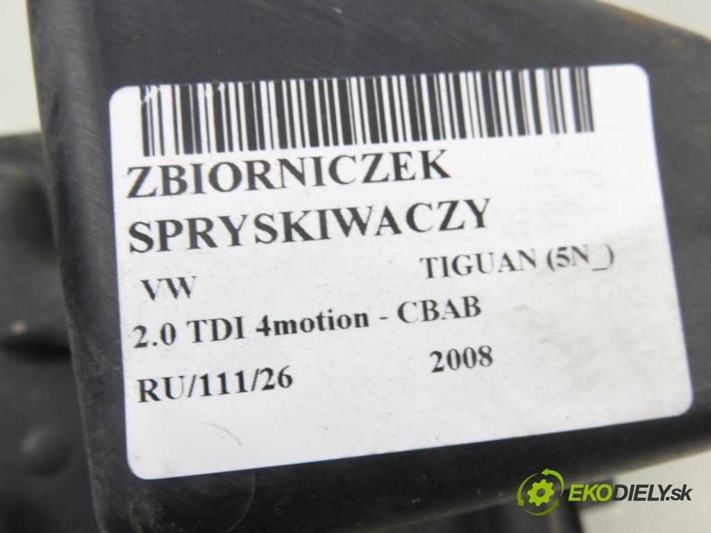 VW TIGUAN (5N_) SUV 2008 103,00 2.0 TDI 4motion - CBAB 1968,00 Nádržka ostrekovačov 5N0955453A ; 5N0955453 ; 5N0955453B (Kľučka dverí ostatné)