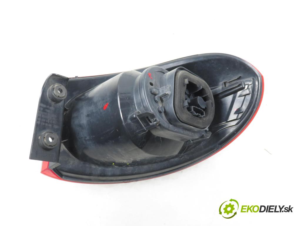 VW TIGUAN (5N_) SUV 2008 103,00 2.0 TDI 4motion - CBAB 1968,00 Svetlo ľavé zadné 5N0945095H
