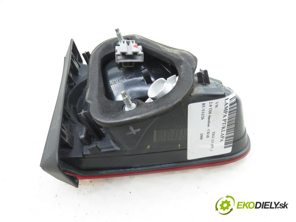 VW TIGUAN (5N_) SUV 2008 103,00 2.0 TDI 4motion - CBAB 1968,00 Svetlo pravé zadné kufor 5N0945094B