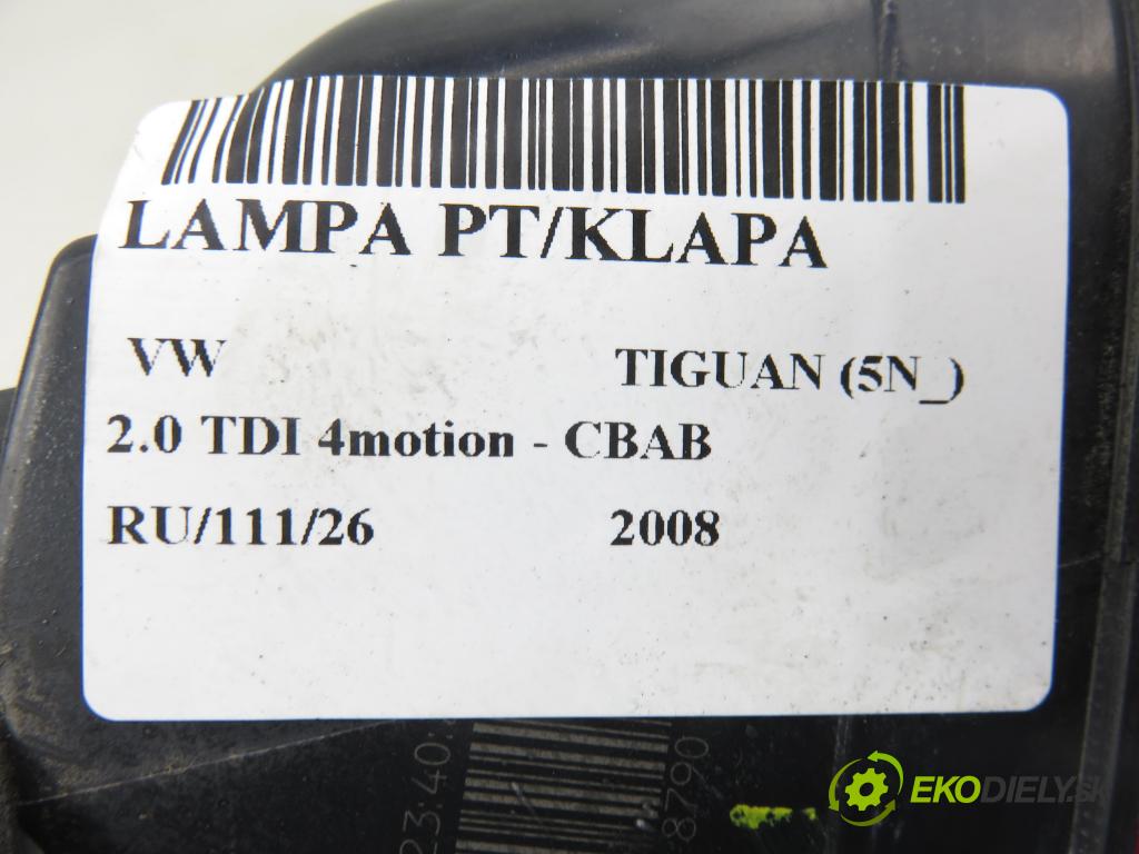 VW TIGUAN (5N_) SUV 2008 103,00 2.0 TDI 4motion - CBAB 1968,00 Svetlo pravé zadné kufor 5N0945094B