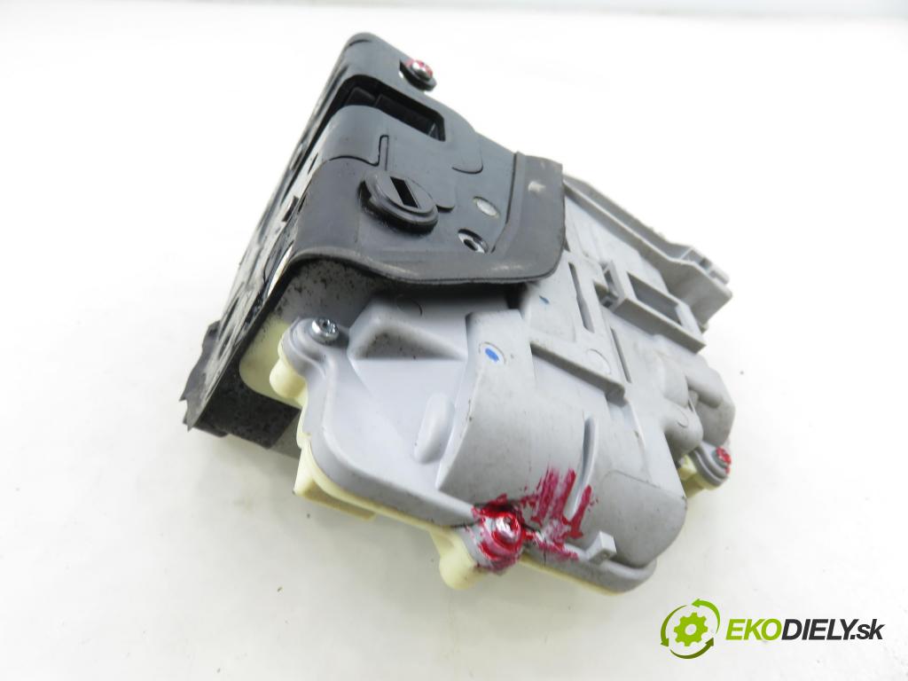 VW TIGUAN (5N_) SUV 2008 103,00 2.0 TDI 4motion - CBAB 1968,00 zámok PTE 3C4839016A