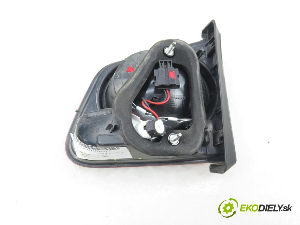 VW TIGUAN (5N_) SUV 2008 103,00 2.0 TDI 4motion - CBAB 1968,00 Svetlo ľavé zadné kufor 5N0945093B