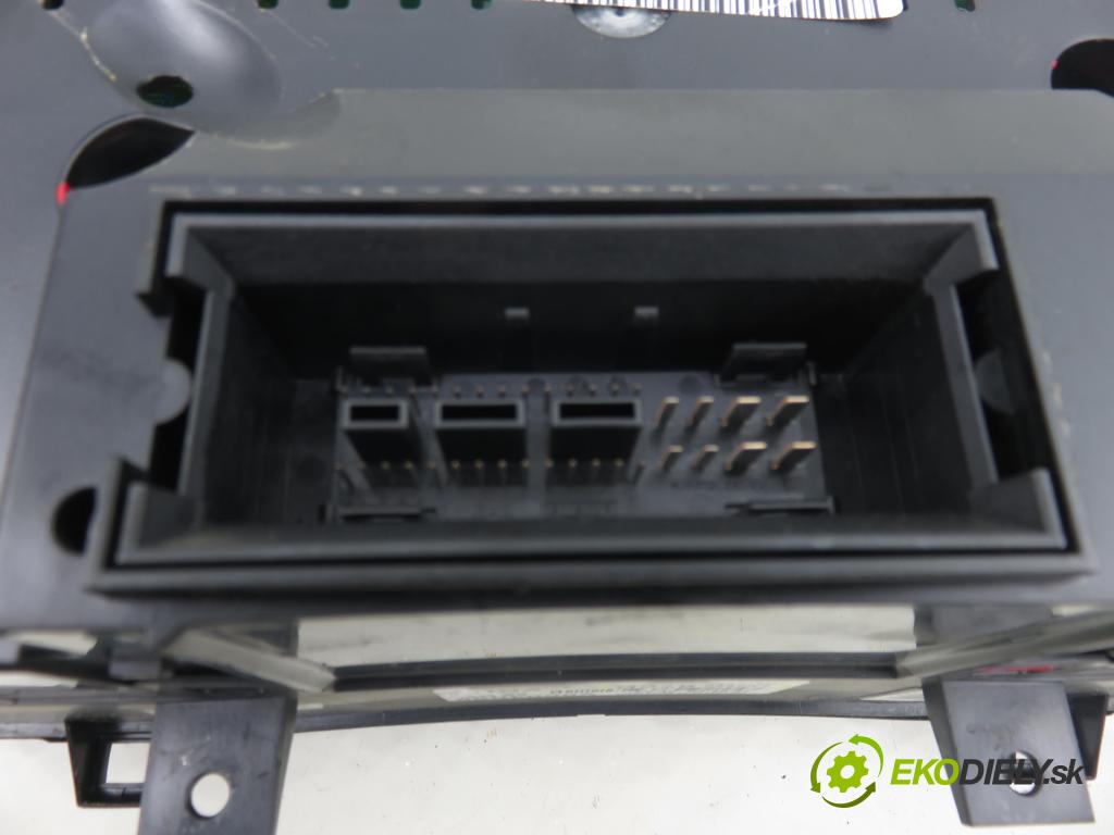 VW TIGUAN (5N_) SUV 2008 103,00 2.0 TDI 4motion - CBAB 1968,00 Prístrojovka elektrický 5N0920870D