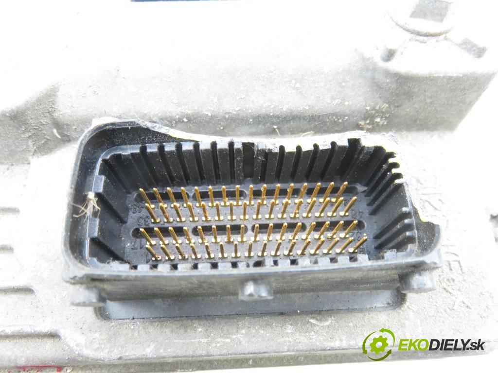 OPEL VECTRA C GTS (Z02) LIFTBACK 2005 114,00 2.2 direct 155 - Z 22 YH 2198,00 Riadiaca jednotka Motor 55558138AA ; 5WK91105