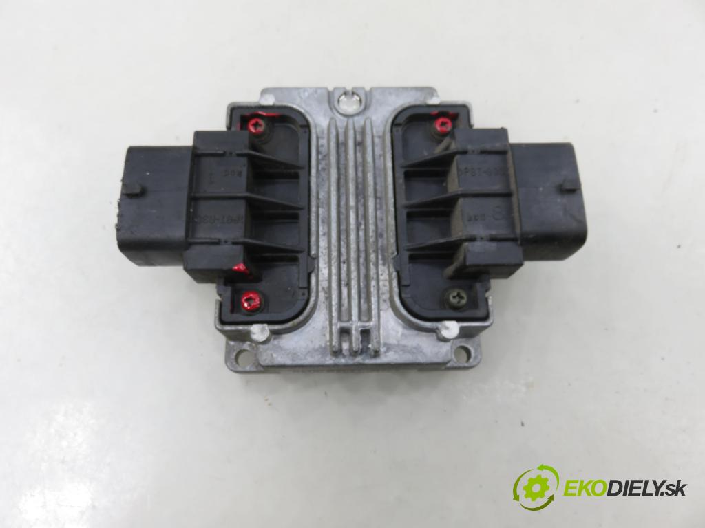 OPEL VECTRA C GTS (Z02) LIFTBACK 2005 114,00 2.2 direct 155 - Z 22 YH 2198,00 Riadiaca jednotka prevodovky 55353020