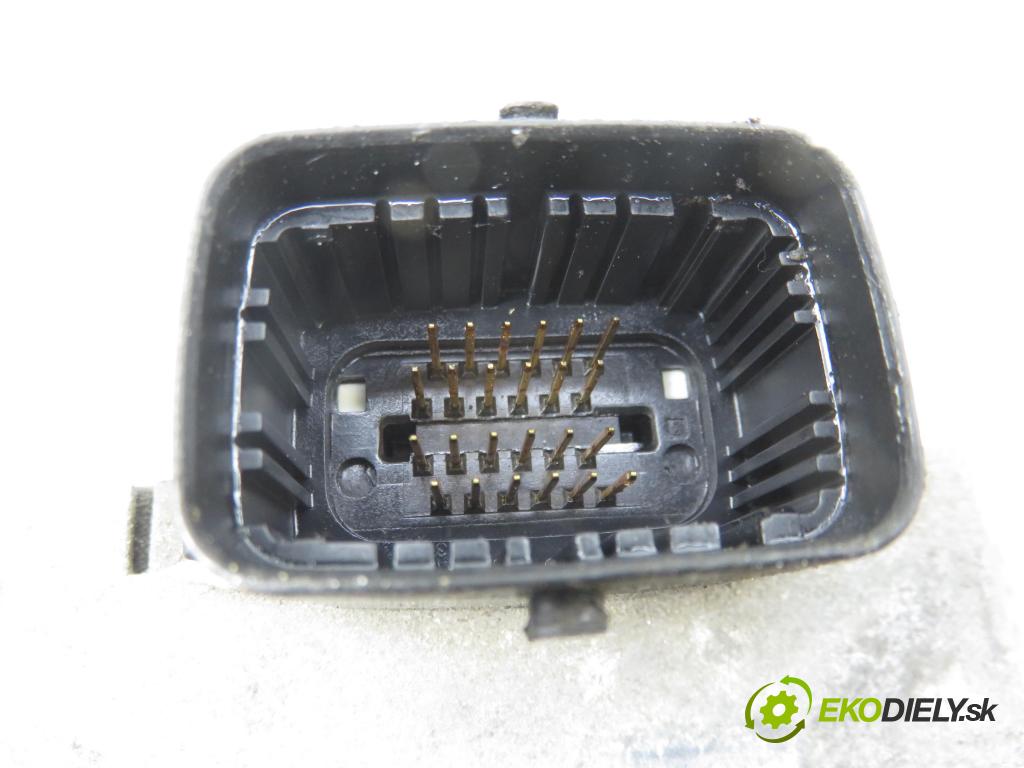 OPEL VECTRA C GTS (Z02) LIFTBACK 2005 114,00 2.2 direct 155 - Z 22 YH 2198,00 Riadiaca jednotka prevodovky 55353020