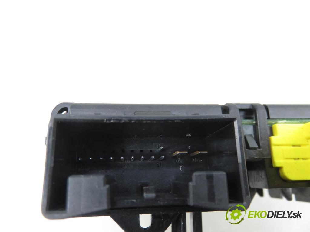 VW TIGUAN (5N_) SUV 2008 103,00 2.0 TDI 4motion - CBAB 1968,00 Snímač KATA ABSTRAKTNÍ: 1K0953549BP