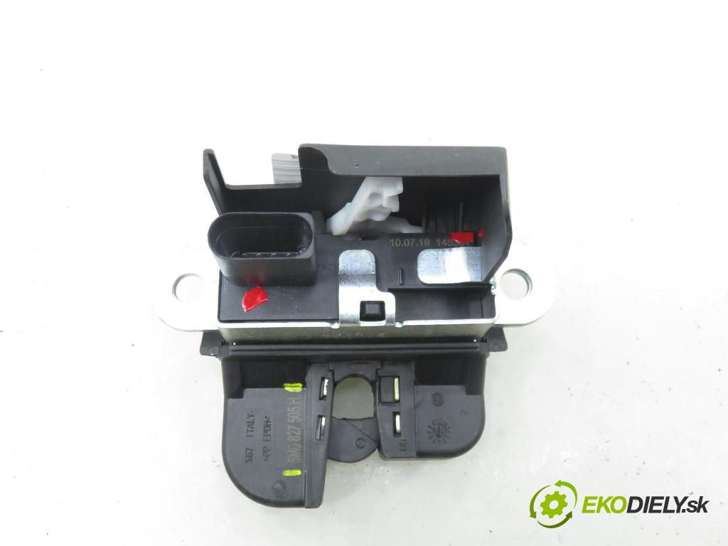 VW TIGUAN (5N_) SUV 2008 103,00 2.0 TDI 4motion - CBAB 1968,00 zámok dverí kufor EL. 5M0827505H