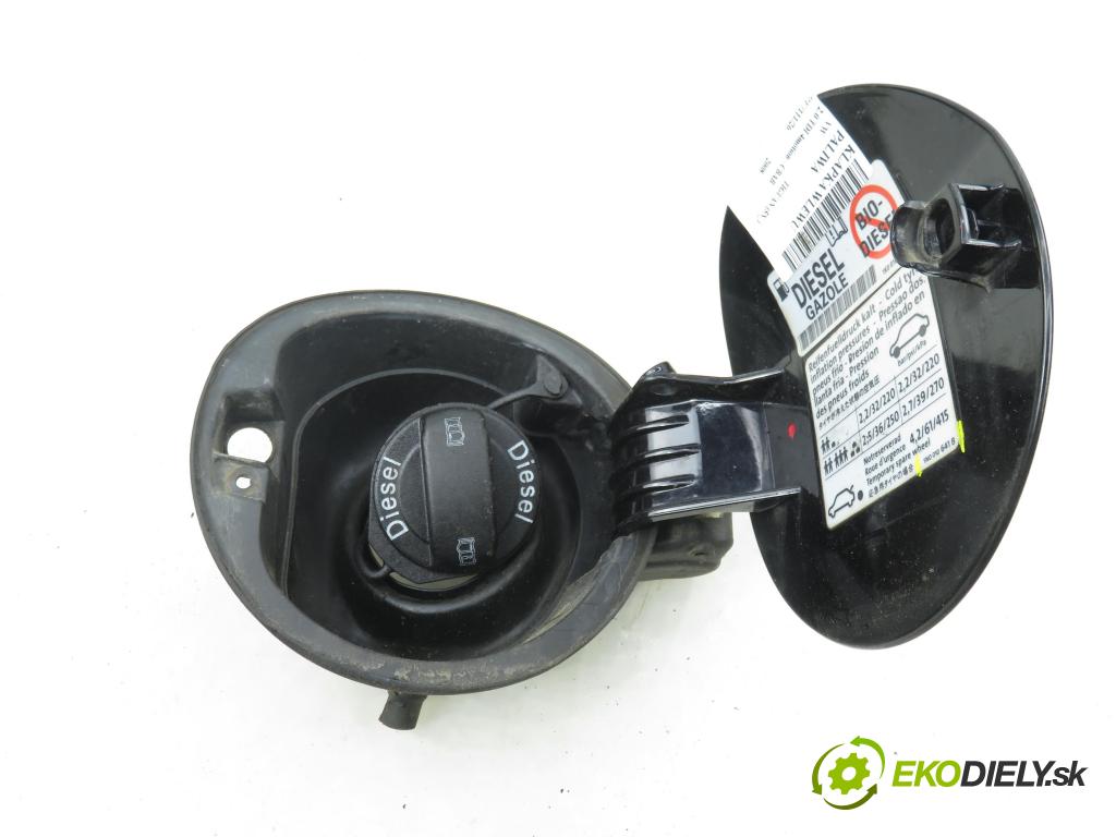 VW TIGUAN (5N_) SUV 2008 103,00 2.0 TDI 4motion - CBAB 1968,00 Dvierka nádrže paliva 5N0010641B (Kľučka dverí ostatné)