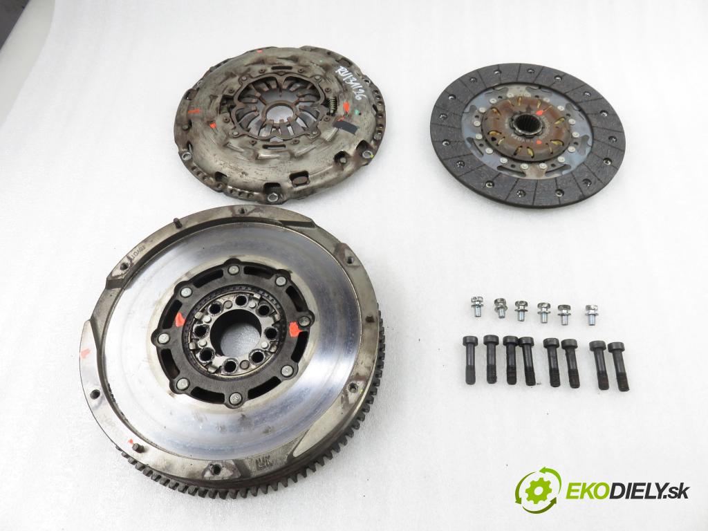 TOYOTA AURIS TOURING SPORTS (_E18_) KOMBI 2014 91,00 2.0 D-4D 124 (ADE186_) - 1AD-FTV 1998,00 Koleso dvojvrstvové 3125005210 ; 3121005150