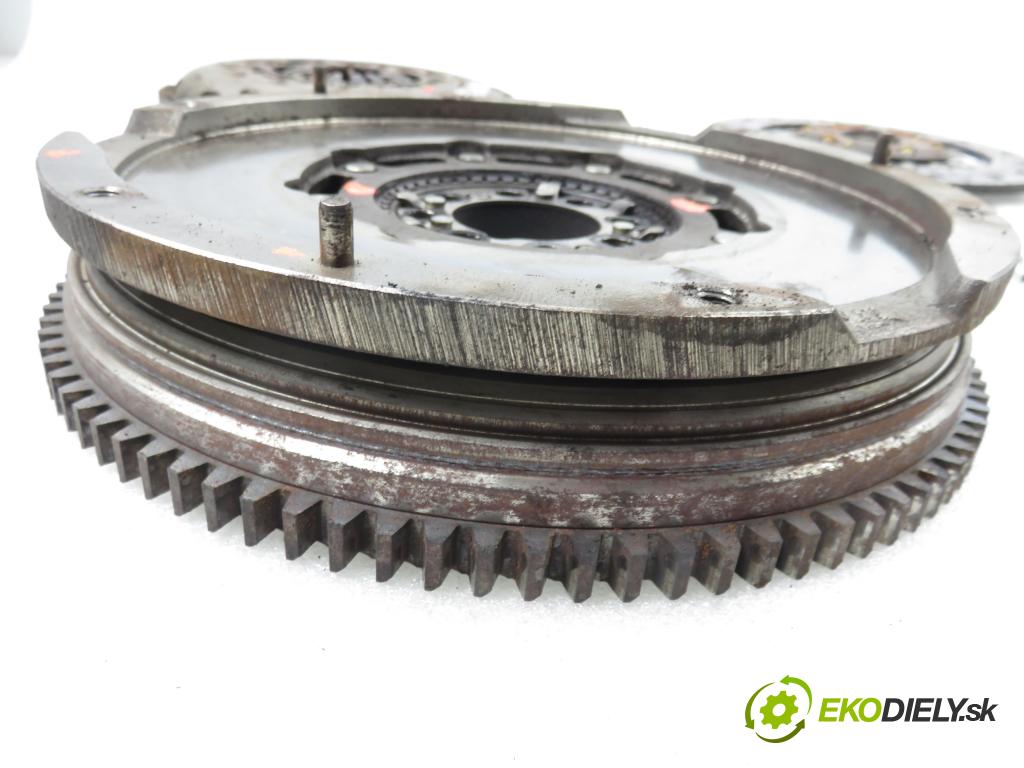 TOYOTA AURIS TOURING SPORTS (_E18_) KOMBI 2014 91,00 2.0 D-4D 124 (ADE186_) - 1AD-FTV 1998,00 Koleso dvojvrstvové 3125005210 ; 3121005150