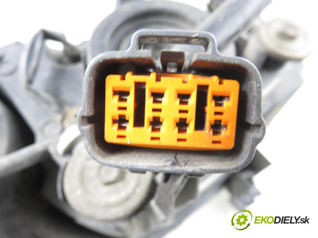 MAZDA 2 (DY) HB 2004 59,00 1.4 - FXJA 1388,00 Svetlo LP