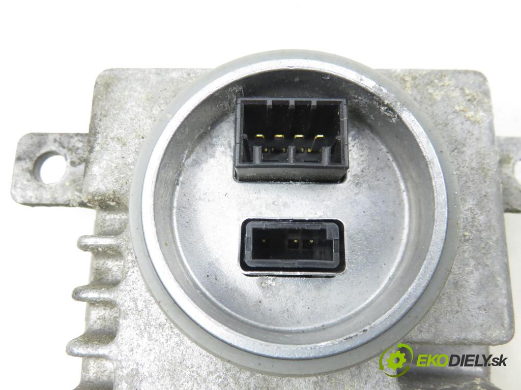 AUDI A4 Avant (8K5, B8) KOMBI 2010 105,00 2.0 TDI - CAGA 1968,00 Menič xenonová 8K0941597C ; W003T20171