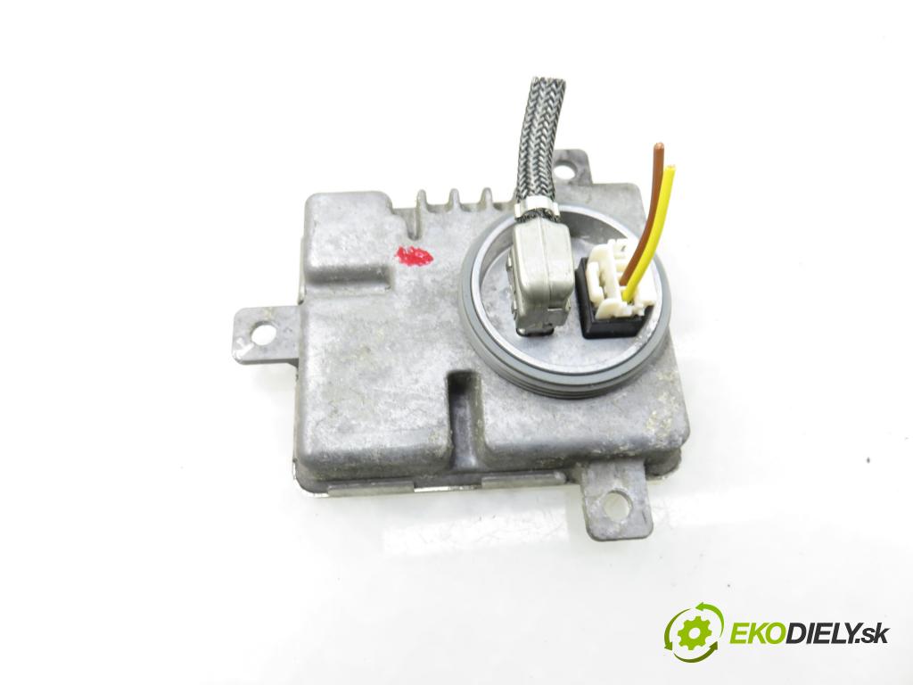 AUDI A4 Avant (8K5, B8) KOMBI 2010 105,00 2.0 TDI - CAGA 1968,00 Menič xenonová 8K0941597C ; W003T20171