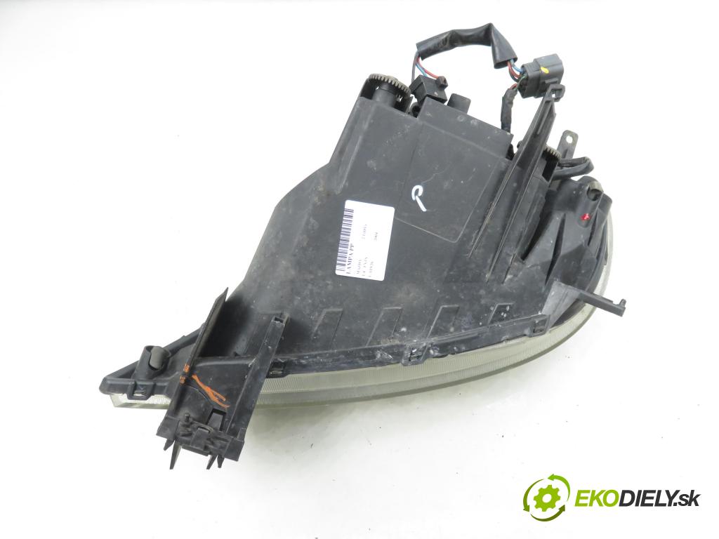 MAZDA 2 (DY) HB 2004 59,00 1.4 - FXJA 1388,00 Svetlo PP