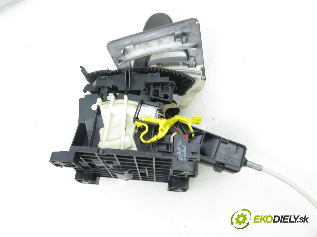 OPEL VECTRA C GTS (Z02) LIFTBACK 2005 114,00 2.2 direct 155 - Z 22 YH 2198,00 ZVEDÁK: 13130909GW