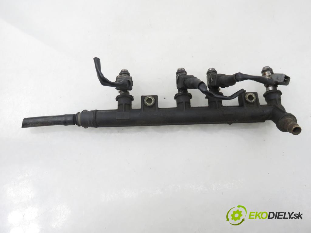 FIAT PANDA (169_) HB 2006 40,00 1.1 54 - 187 A1.000 1108,00 Lišta vstrekovacia 3219018301 (Vstrekovacia lišta)