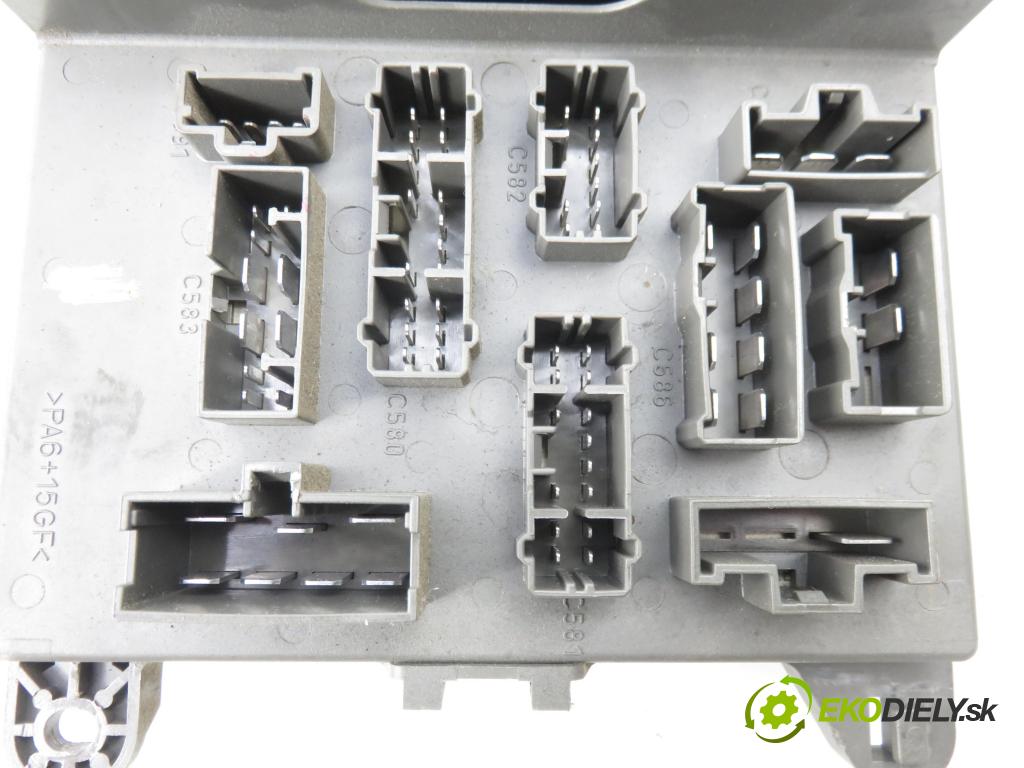LAND ROVER FREELANDER (L314) SUV 1999 72,00 2.0 DI 4x4 - 20 T2N 1994,00 MODUL BSI YWC106080
